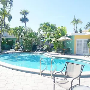Alexander Palms Court - No Hidden Fees! Penzion Key West