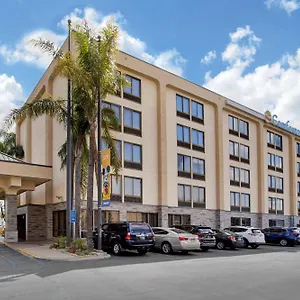 Comfort 3*, Anaheim Stati Uniti
