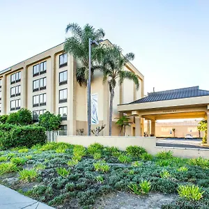 Comfort 3*, Anaheim Stati Uniti