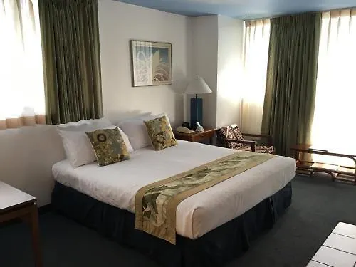 Holiday Surf Hotel Honolulu