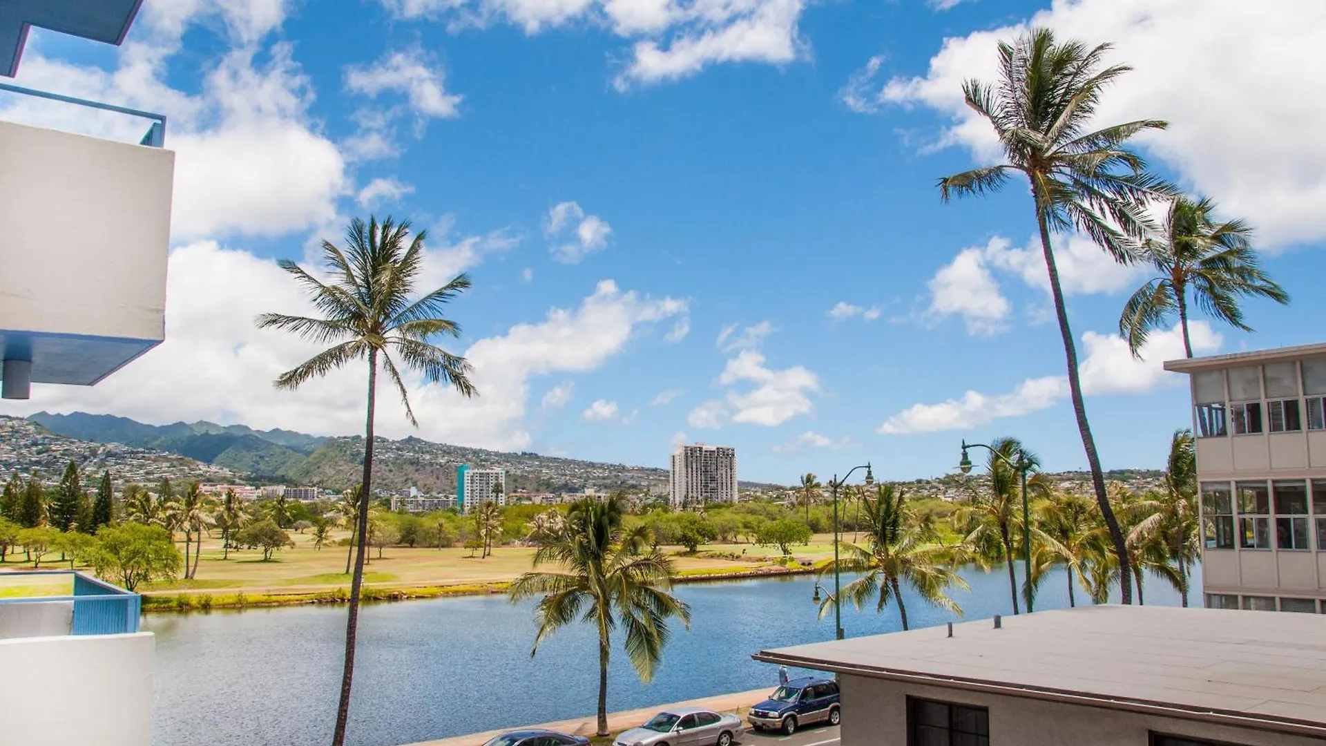 Holiday Surf Hotel Honolulu