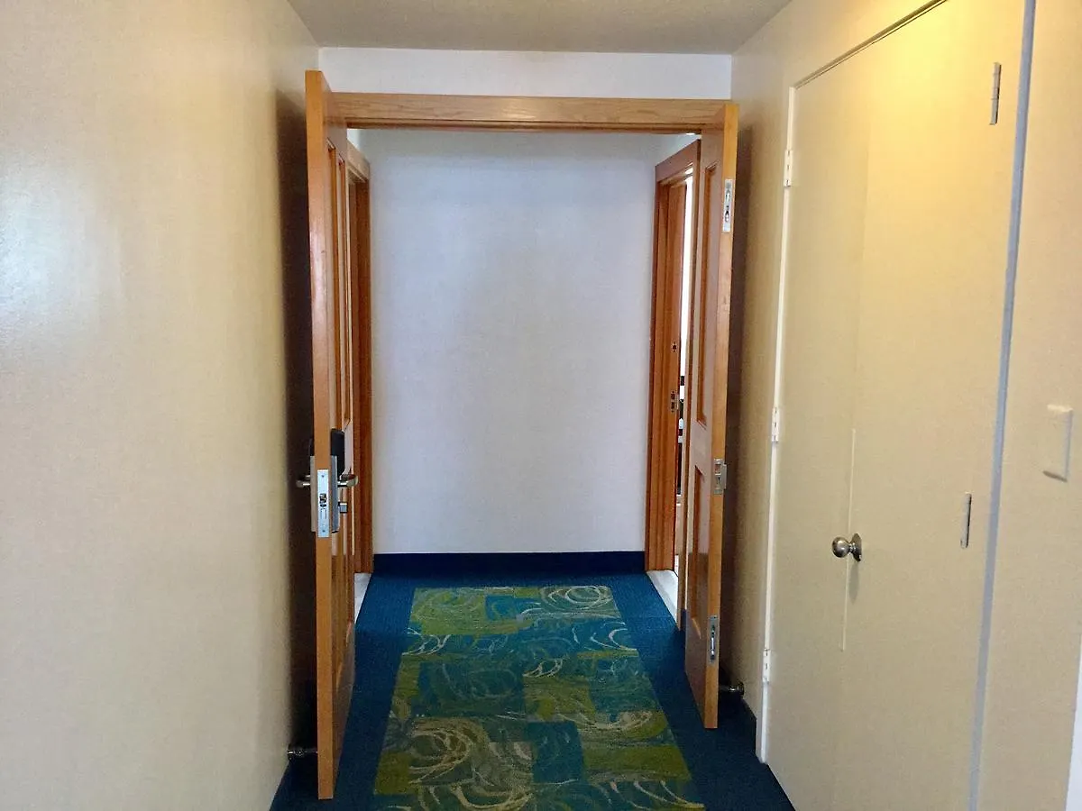 Holiday Surf Hotel Honolulu 3*,  Stati Uniti